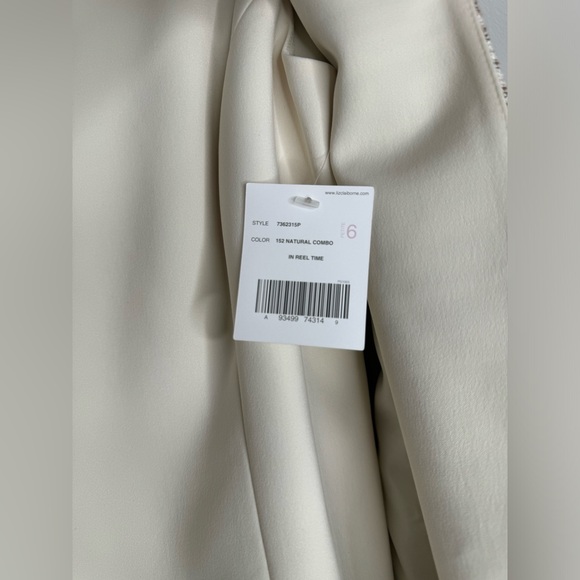 Liz Claiborne 3 piece suit set. Skirt with top and jacket. - Picture 4 of 4